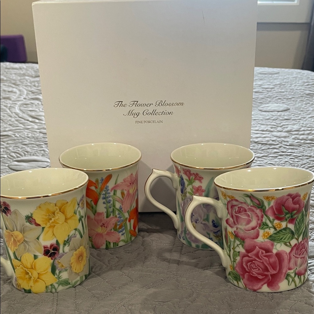 Flower Blossom Mug Collection - set of 4
